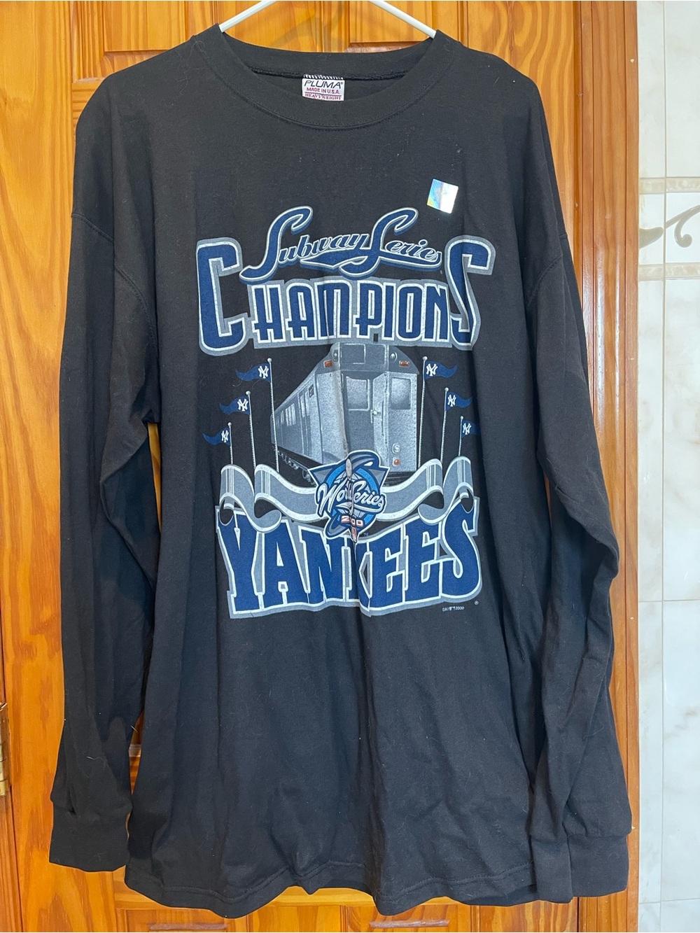 Vintage Yankees Subway World Series 2000 Champions Long Sleeve Tee